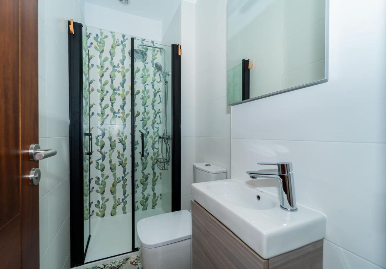 Cactus Coliving & Coworking Bed and Breakfast Arona  Buitenkant foto
